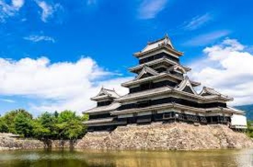 Yaponiyanın qərbini zəlzələ silkələdi