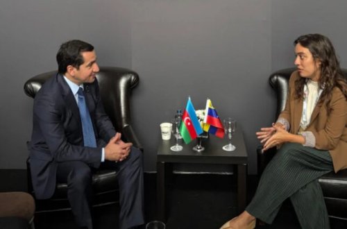 Hikmət Hacıyev Venesuelanın XİN rəhbərinin müavini müzakirələr apardı