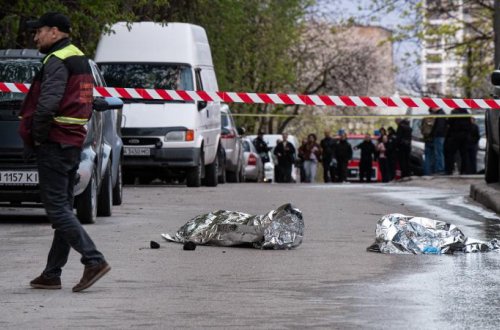 Kiyevdə naməlum şəxsin atəş açması nəticəsində 6 nəfər ölüb, 14 nəfər yaralanıb