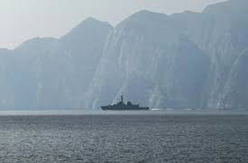 İran Hörmüz boğazında iki gəmini ələ keçirdiyini bildirir, biri İsrailə məxsusdur