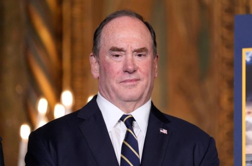 ABŞ Hərbi Dəniz Qüvvələrinin katibi istefa verib