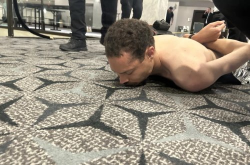 Trampın iştirak etdiyi tədbirdə atəş açan şəxs bazar ertəsi hakim qarşısına çıxacaq