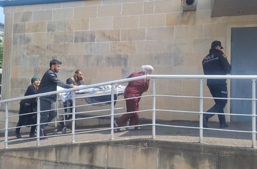 Lerikdə yük maşını dərəyə aşıb, ölən var