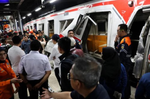 İndoneziyada iki qatar toqquşub: Ölənlər və yaralananlar var