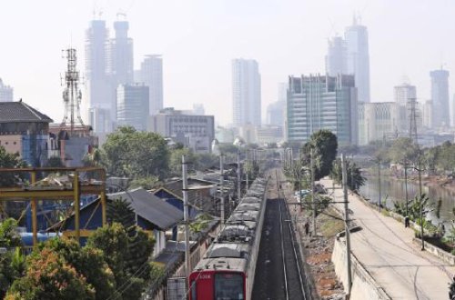 İndoneziyada qatarın toqquşması nəticəsində ölənlərin sayı 14-ə çatıb
