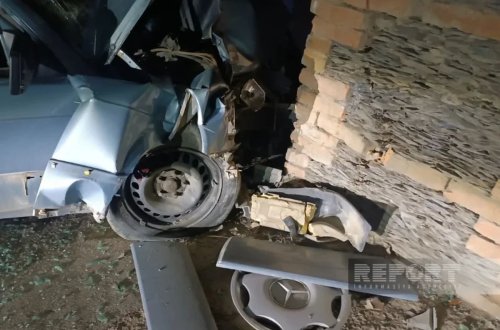 Tovuzda avtomobil divara çırpıldı: Xəsarət alanlar var