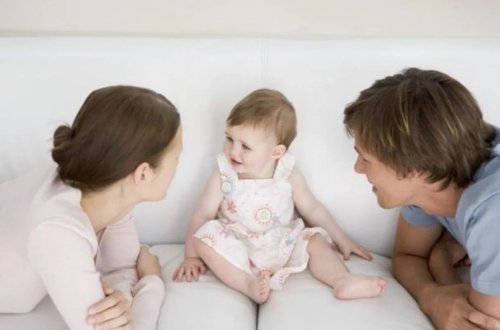 Azərbaycanda analarının soyadını götürən uşaqların sayı AÇIQLANDI