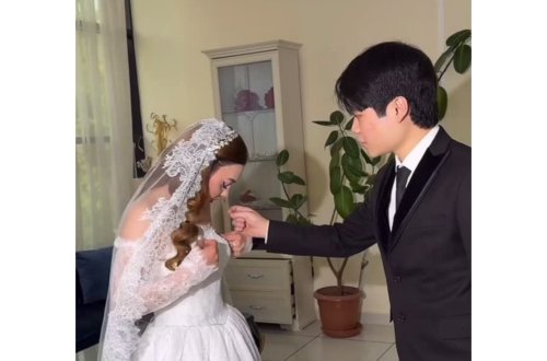 Azərbaycanlı qızla evlənmək üçün müsəlmanlığı qəbul edib, adını DƏYİŞDİRDİ - VİDEO