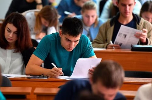 29 mindən çox şagird və abituriyent Azərbaycan dili fənni üzrə imtahan verəcək