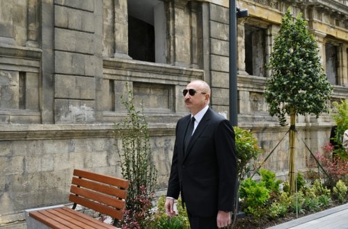 İlham Əliyev: Bakı və İrəvan sülh gündəliyinə sadiqdir
