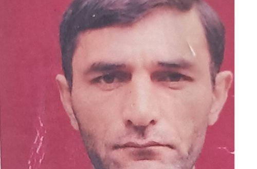 Polis bu şəxsi axtarır