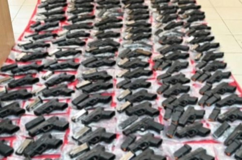 Yunanıstanda 147 tapança ələ keçirilib, 13 Türkiyə vətəndaşı saxlanılıb