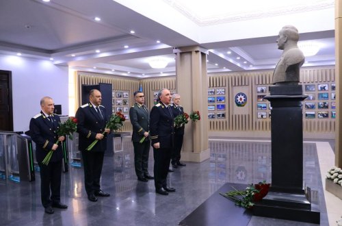 Baş Prokurorluqda Ulu Öndər Heydər Əliyevin anadan olmasının 103-cü ildönümü ilə bağlı tədbir keçirilib