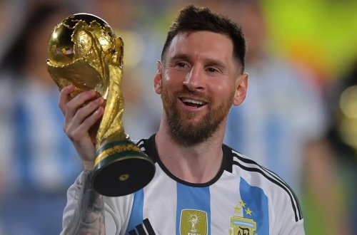 Messi ilk dəfə öz varisini AÇIQLADI