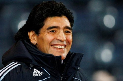 Maradonanın ölümü ilə bağlı iki həkim ifadə verir