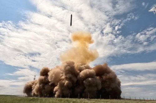 Rusiya qitələrarası ballistik raketini sınaqdan keçirib