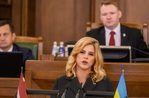 Latviyanın baş naziri Silina istefa verib
