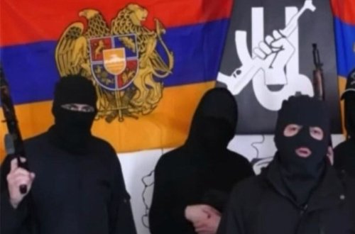 Əli avtomatlı maskalı şəxslər Paşinyanı ölümlə hədələyib, cinayət işi açılıb