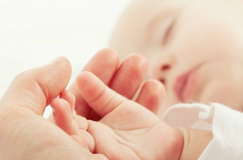 İlk üç ayda 698 əkiz, 27 üçəm dünyaya gəldi