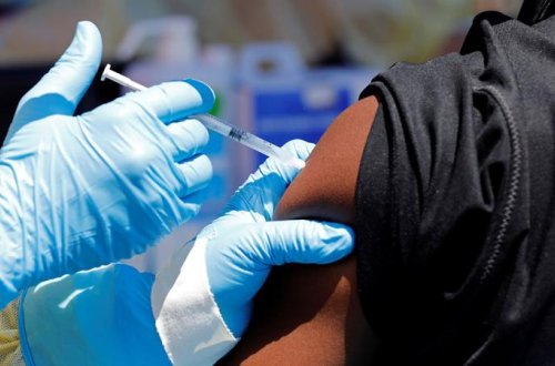 ÜST Ebola ilə bağlı xəbərdarlıq edir: Peyvəndin inkişafı doqquz aya qədər çəkə bilər