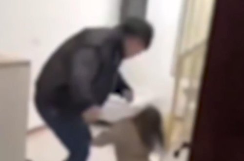 Kişi bütün əmanətlərini xərcləyən arvadını döyüb