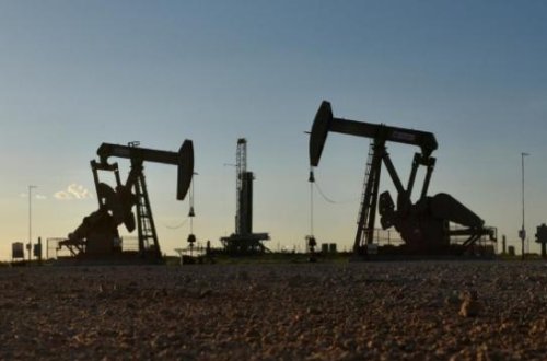 Brent markalı neftin bir barreli 104,61 dollara satılır