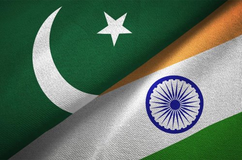Pakistan Hindistana hava məkanı qadağasını uzatdı