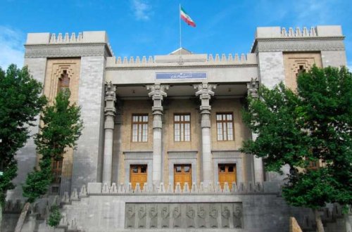 İran Hörmüzlə bağlı məlumatları təkzib etdi