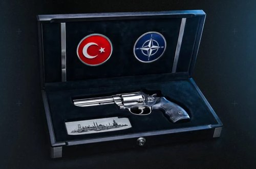 Prezidentdən NATO liderlərinə revolver