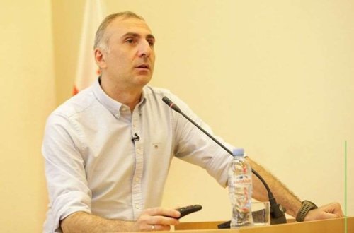 Tbilisidə terrorizmdə ittiham olunan müxalif siyasətçiyə 13 il həbs cəzası verilib