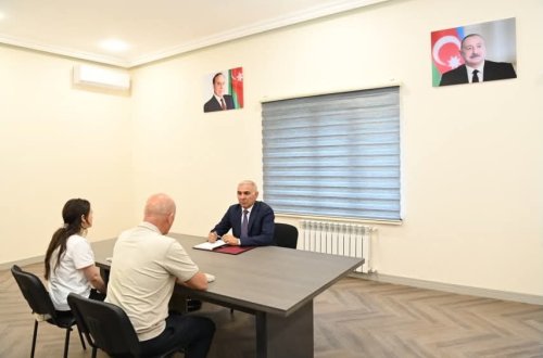 “Azərişıq” ASC-nin sədri Vüqar Əhmədov Xankəndidə vətəndaşları qəbul edib