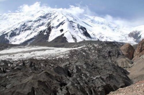 Elbrusda iki alpinist həlak olub, qrupun daha dörd üzvü itkin düşüb