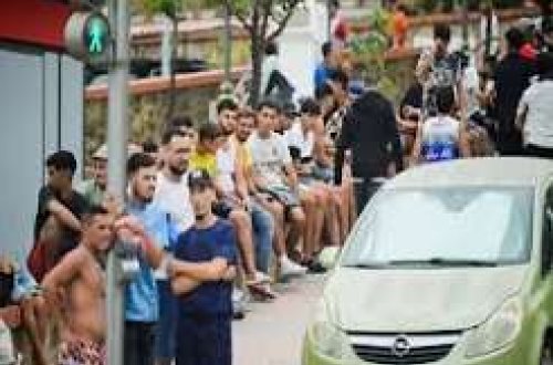 Mərakeşdən Seutaya 24 saatda 49 minə yaxın miqrant keçib