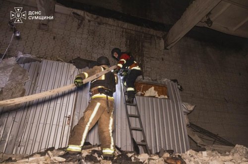 Rusiya Sumıya idarəolunan avibombalarla zərbə endirib, ölən və yaralananlar var