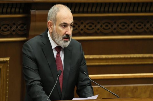 Paşinyan köməkçisini vəzifəsindən azad etdi