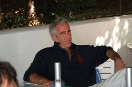 Epşteyn şəbəkəsi üçün qızların cəlb edildiyi əsas yerlərdən biri müəyyənləşib