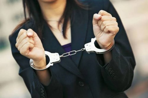 Bakıda evdən 80 min manatlıq qızıl oğurlayan xadiməyə hökm oxundu