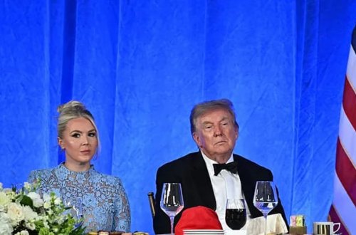 Donald Tramp: Ağ Evin sözçüsü Levit vəzifəsindən ayrılır