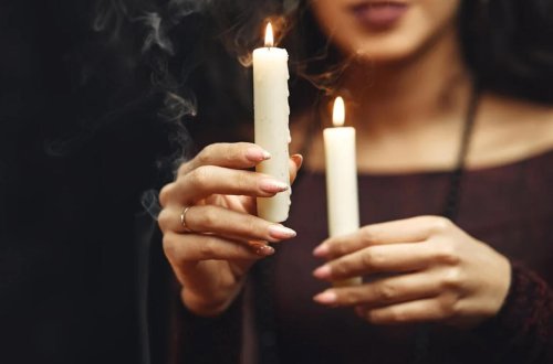 Məşhur falçı ailəni “cadu” ilə qorxudub 730 manat aldı