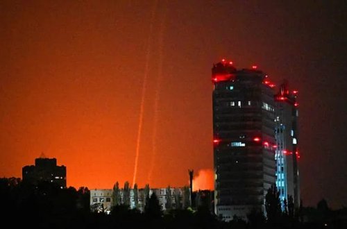 Rusiya gecə saatlarında Ukraynaya zərbələr endirdi: 12 nəfər həlak olub