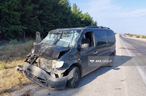 Mikroavtobus “KamAZ”a çırpıldı - Xəsarət alanlar var