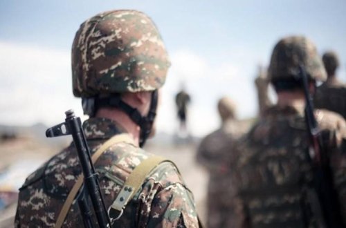 Ermənistanda daha bir hərbçi intihar edib