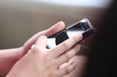 Fransa liseylərində mobil telefonlar qadağan edilir