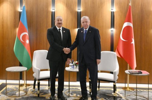 Bişkekdə Prezident İlham Əliyevin Rəcəb Tayyib Ərdoğanla görüşü olub - (Foto)