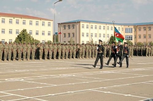 Prezident hərbi xidmətə çağırış və ehtiyata buraxılma ilə bağlı sərəncam imzalayıb