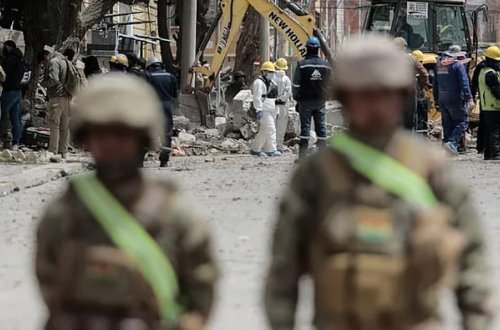 Boliviyada dəhşətli partlayış: Hərbi kazarma partladıldı