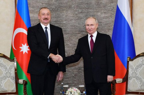 Vladimir Putin Azərbaycan Prezidentinə zəng edib