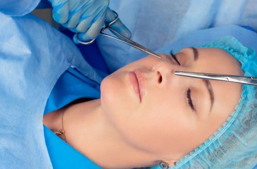 Üç plastik cərrah cəzalandırıldı - 22 klinika cərimələndi