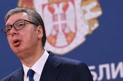 Serbiya Prezidenti Vuçiçdən istefa qərarı