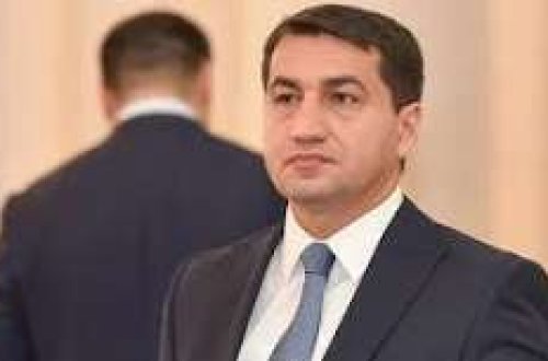 Hikmət Hacıyev Azərbaycan-BƏƏ strateji tərəfdaşlığının inkişafı ilə bağlı müzakirələri yüksək qiymətləndirib